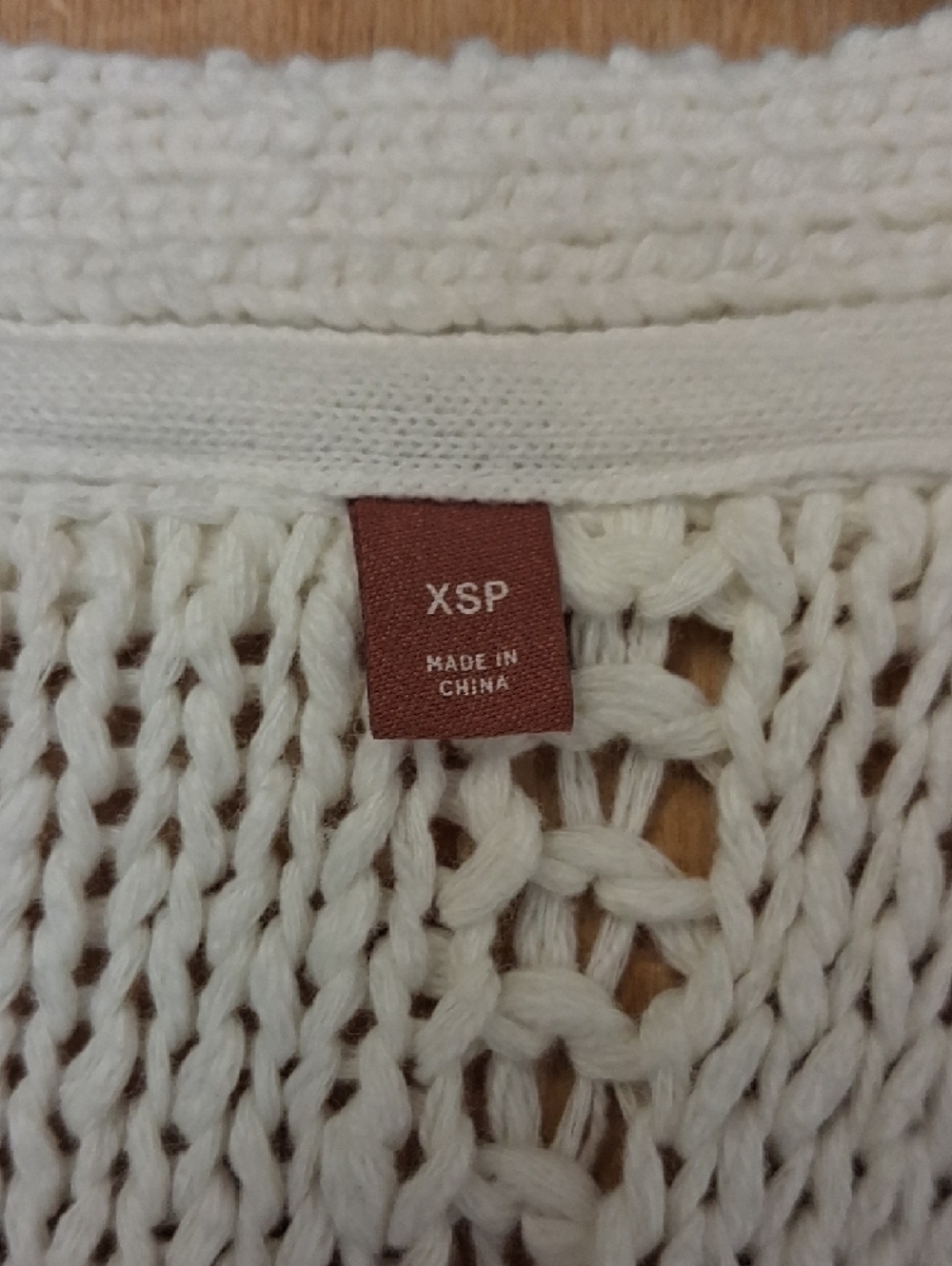 White Open Knit Button Front Sweater Vest Crochet Cottagecore Size XSP - Picture 6 of 10